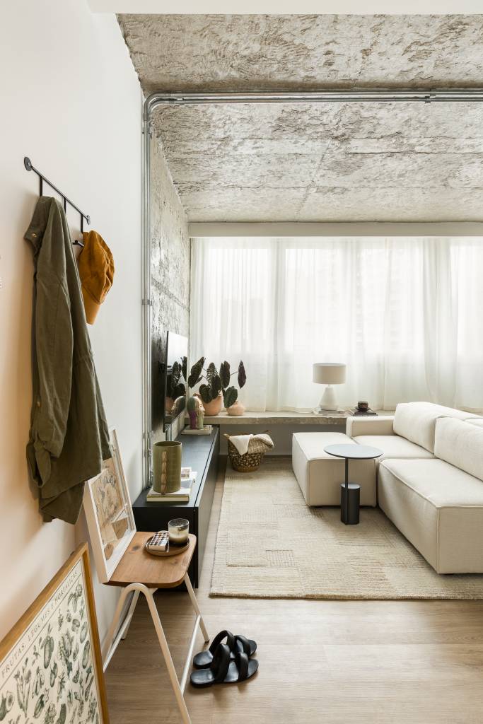 Espaço perfeito: design de um apartamento de 48 m² equilibra trabalho e lazer. Projeto de Estúdio NIMO.