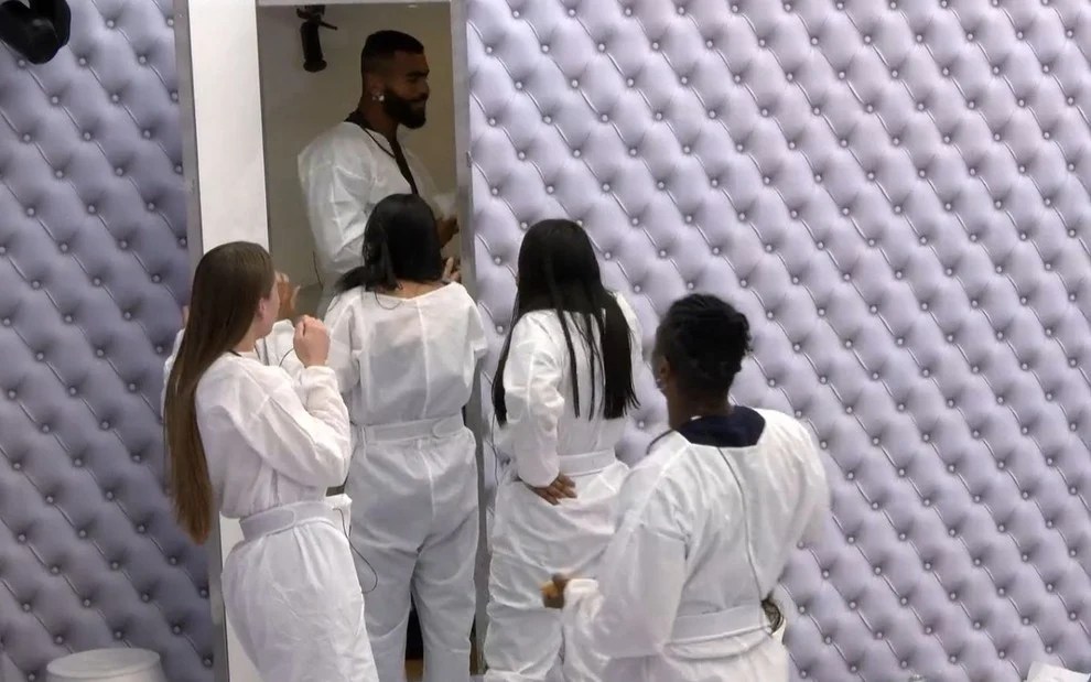 O que podemos aprender com o banheiro do Big Brother Brasil